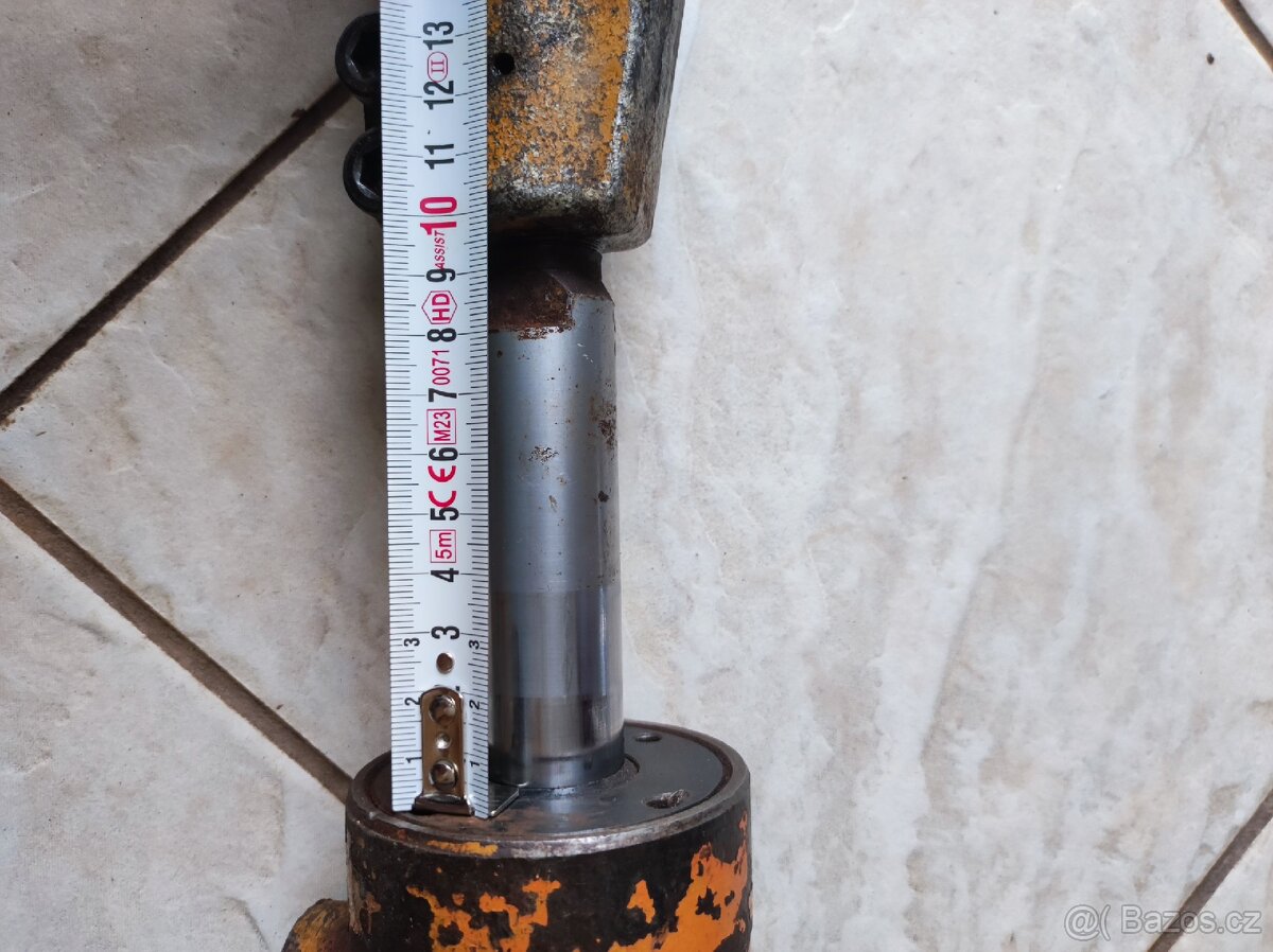 Rems čelisti, Pístnice, Nožová hlava - 11