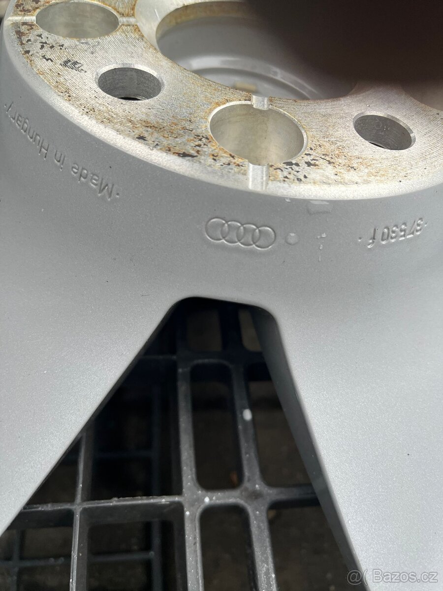 Audi Q7, kola 18" - 11