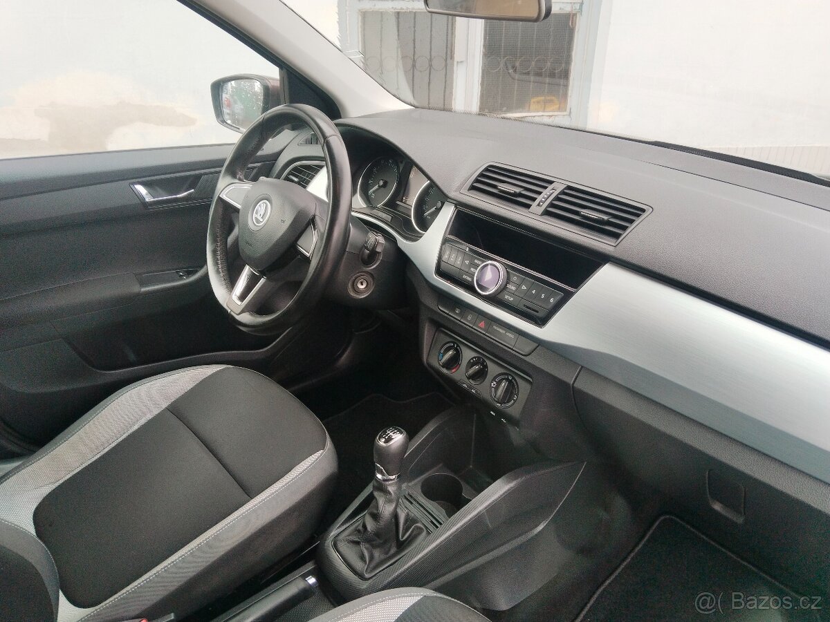 Škoda fabia 3 1,2tsi,66kw,rv 2016,najeto 178000km - 11