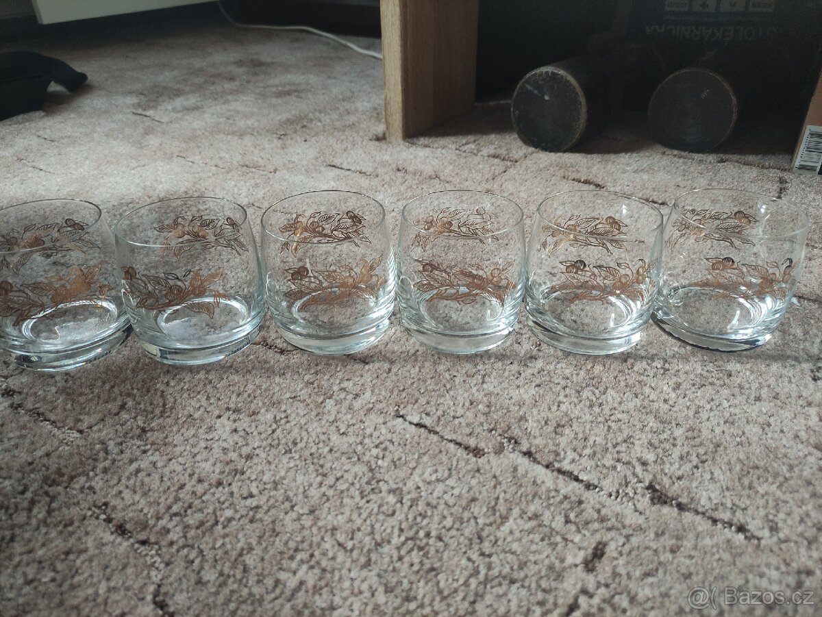 Skleničky 2 - 11