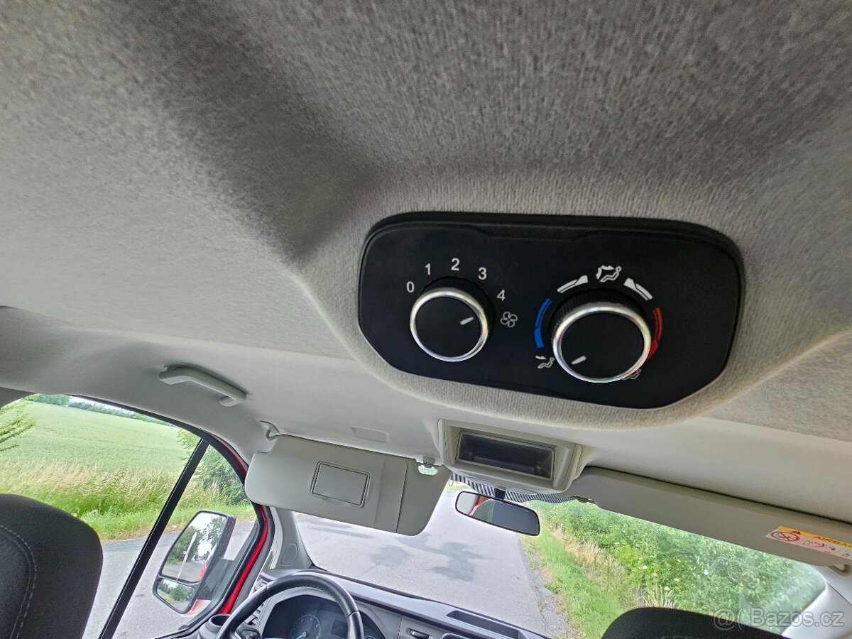 Ford Transit Custom 2,0tdci 96kw 9.míst model 2020 - 11