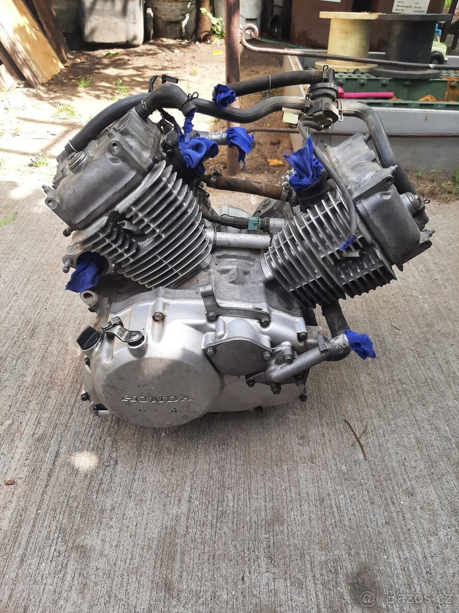 Honda Varadero 125 - 11