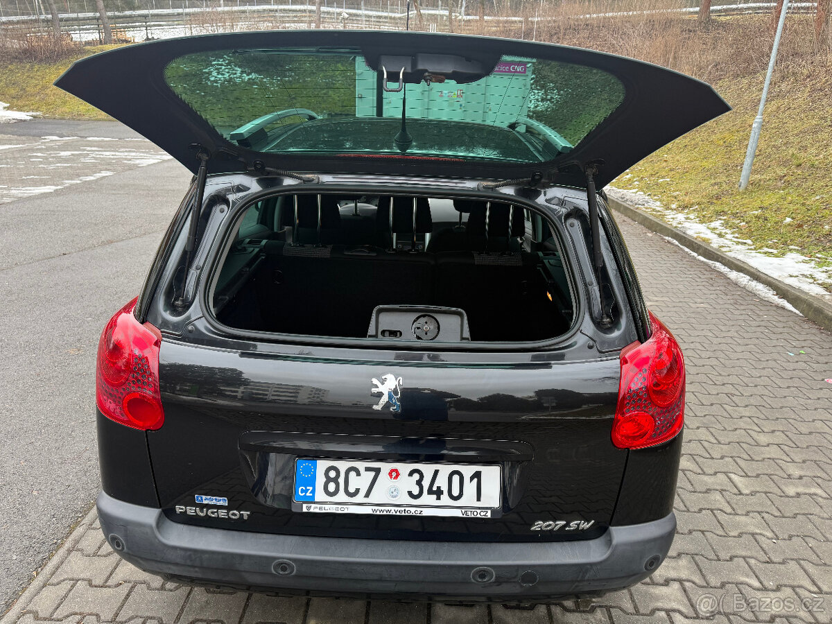 PEUGEOT 207 SW 1,6VTI AUTOMATIC PREMIUM ROK 2010 - 11