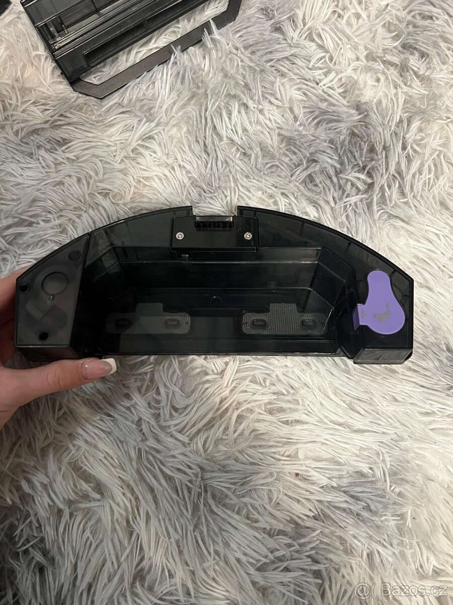 Robotický vysavač zn. RobZone - 11