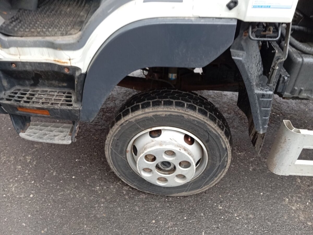 Fuso Canter 6C18 - 11