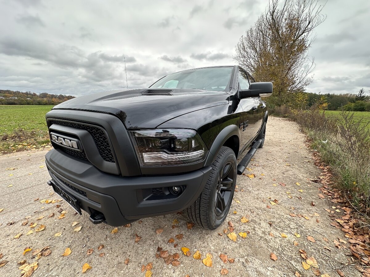 Dodge RAM 1500 classic WARLOCK 5,7hemi v8 - 11