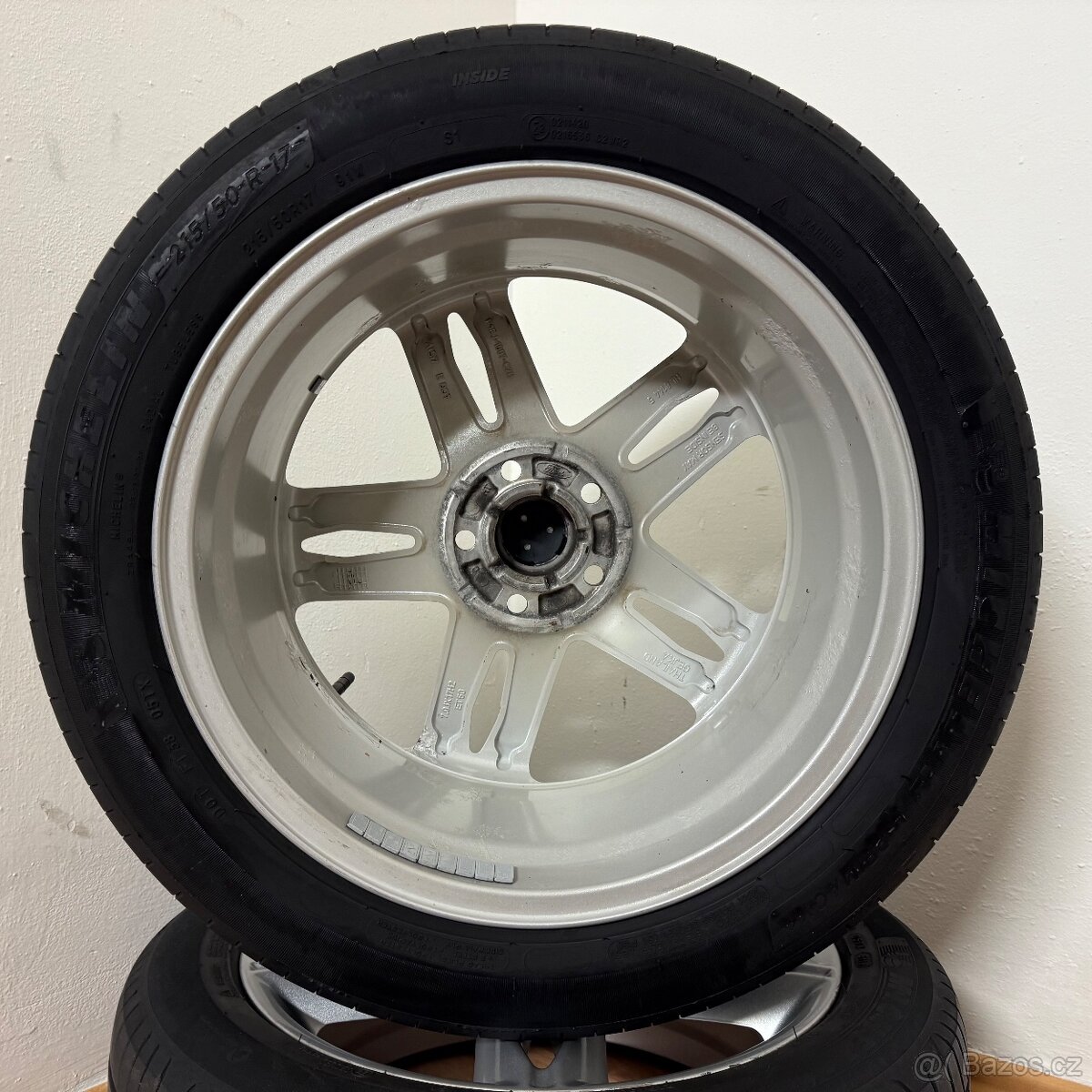 FORD FOCUS/CMAX 5x108 R17 ET50+LETNÍ 215/50R17 6mm - 11