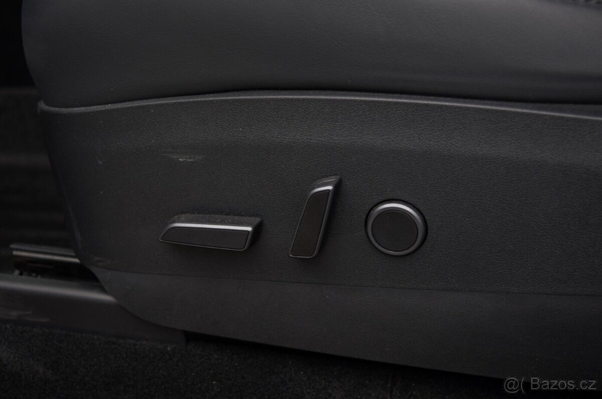 Tesla Model Y Long Range Dual Motor AWD 4x4 - 11