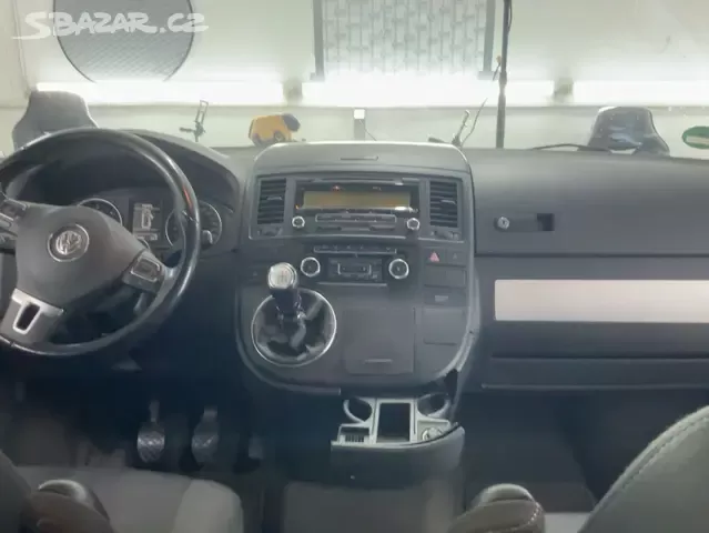 VW Multivan T5 2.0TDI 103kW Team Webasto,tažné,serviska - 11