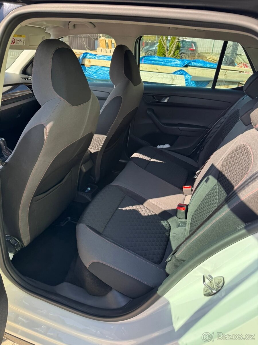 Škoda Fabia edice R5 - 11