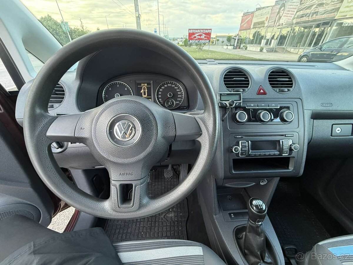 Volkswagen Caddy 4x4 2.0 TDI - 11