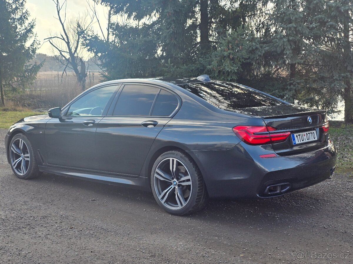 Bmw 7 - 11