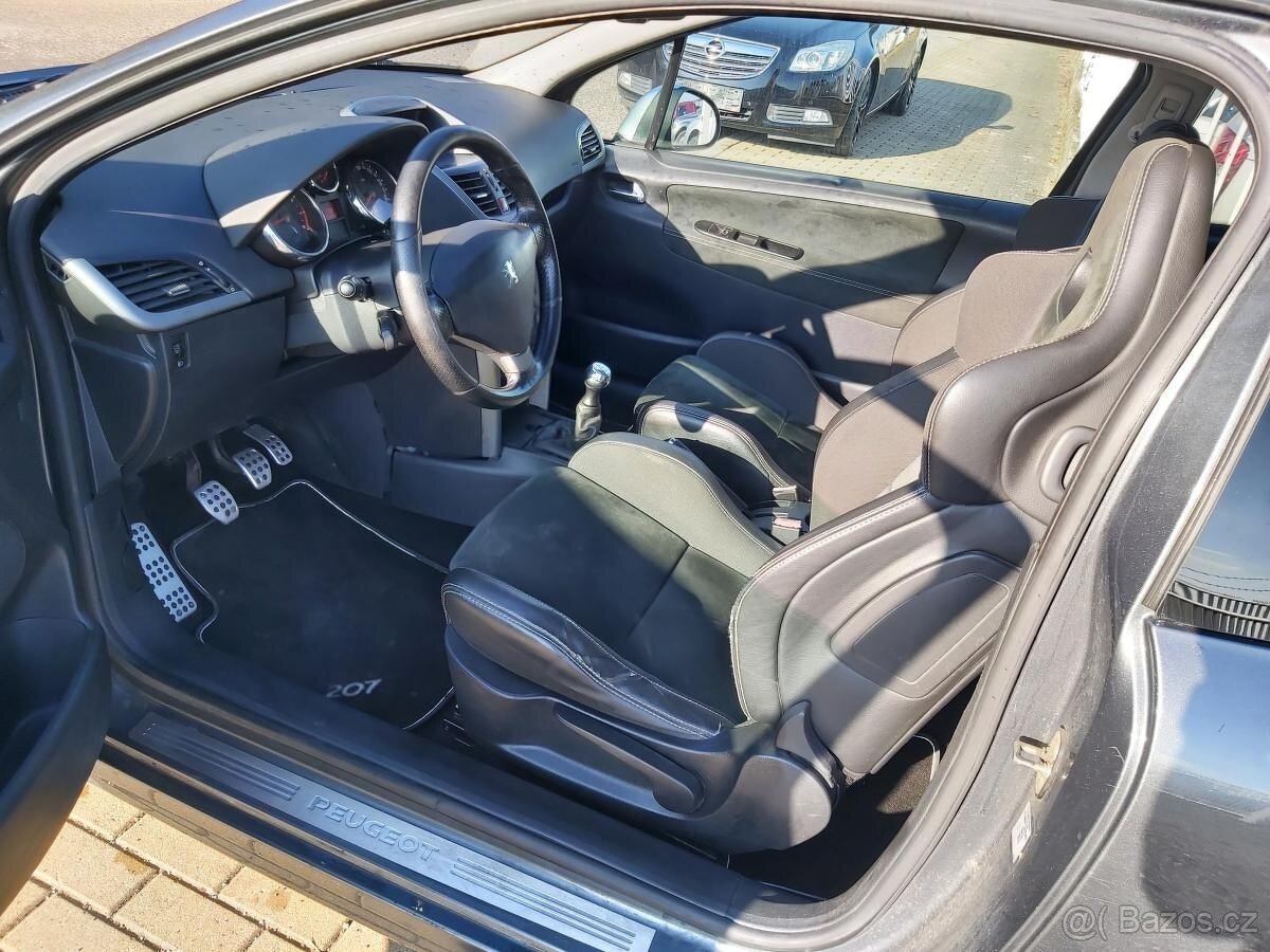 Peugeot 207 1.6 GTI 128KW - 11