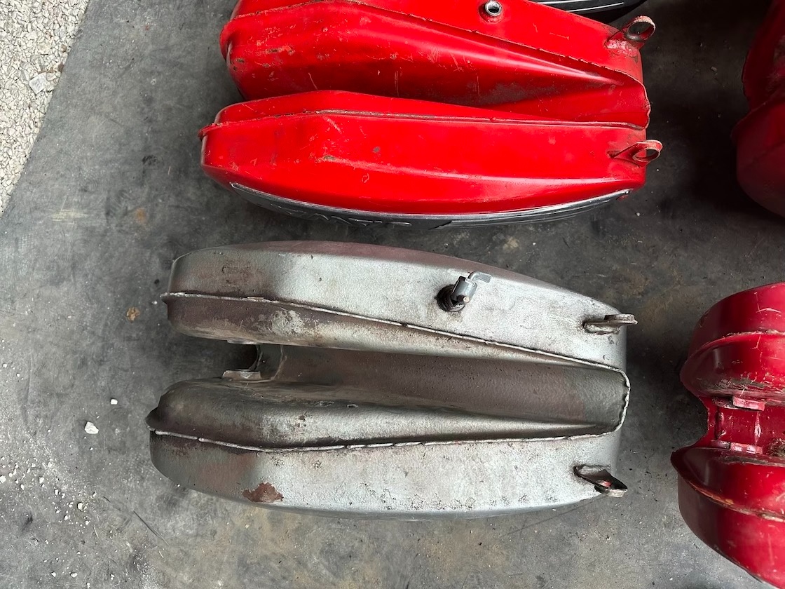 Predám NÁDRŽ JAWA 350/634 novšie prevedenie - 11