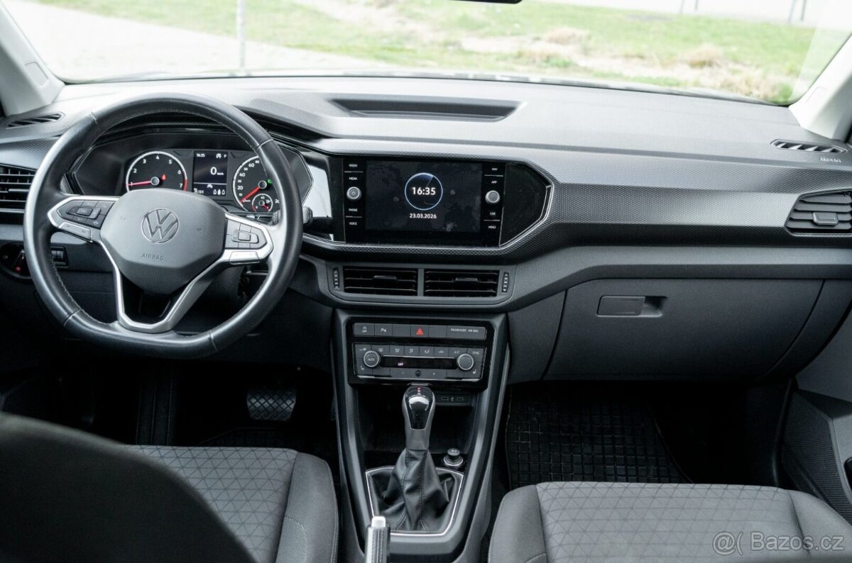 Volkswagen T-Cross - 11