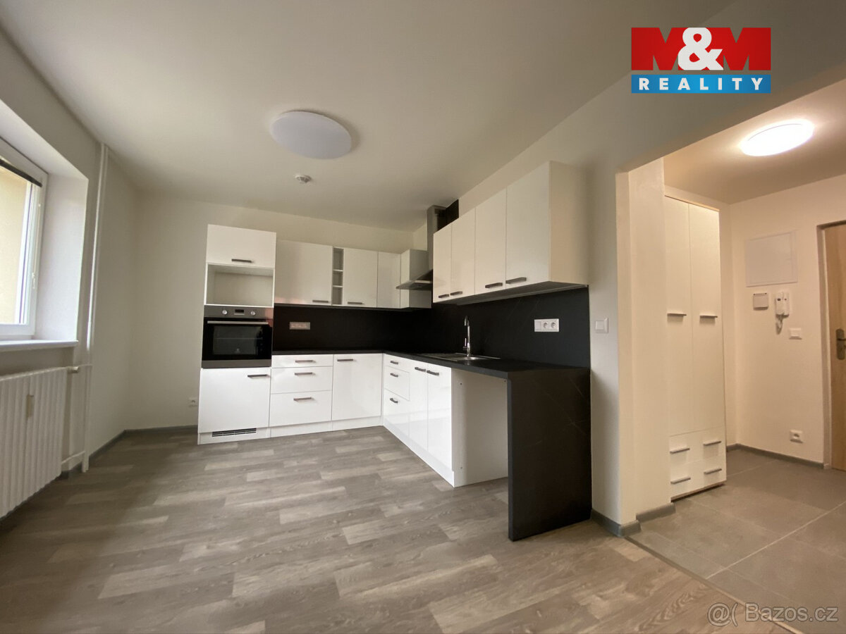 Pronájem bytu 2+1, 50 m², Ostrava, ul. Jubilejní - 11