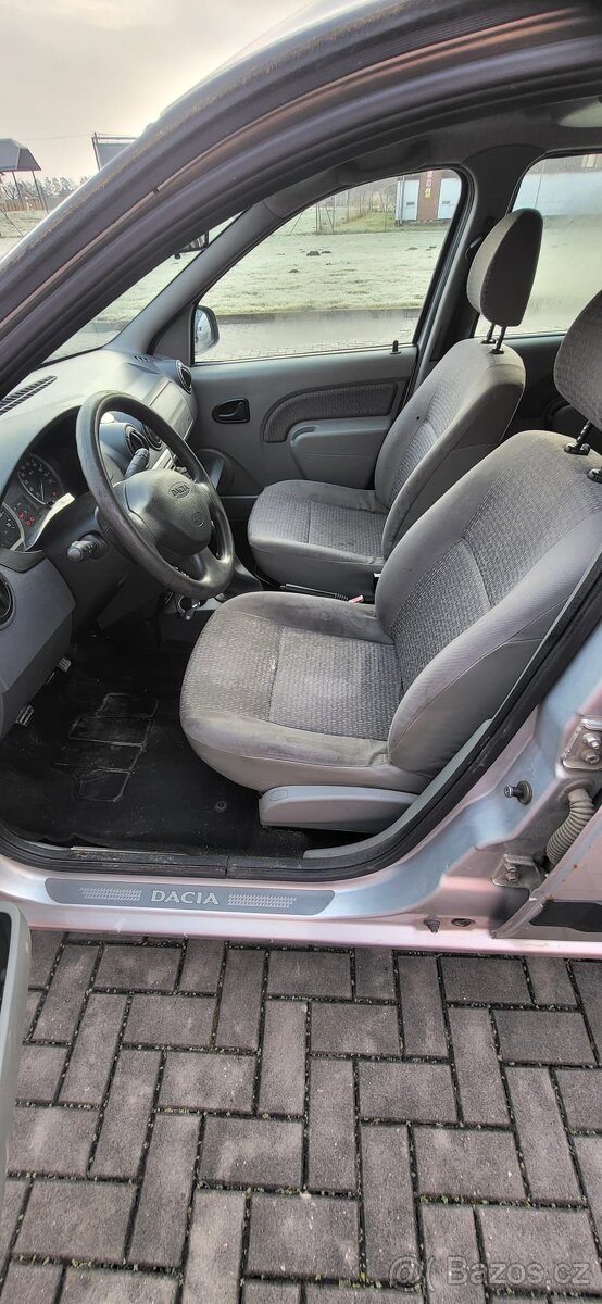 Dacia Logan 1,5 DCI , r.v. 2007 - 7 míst k sezení - 11