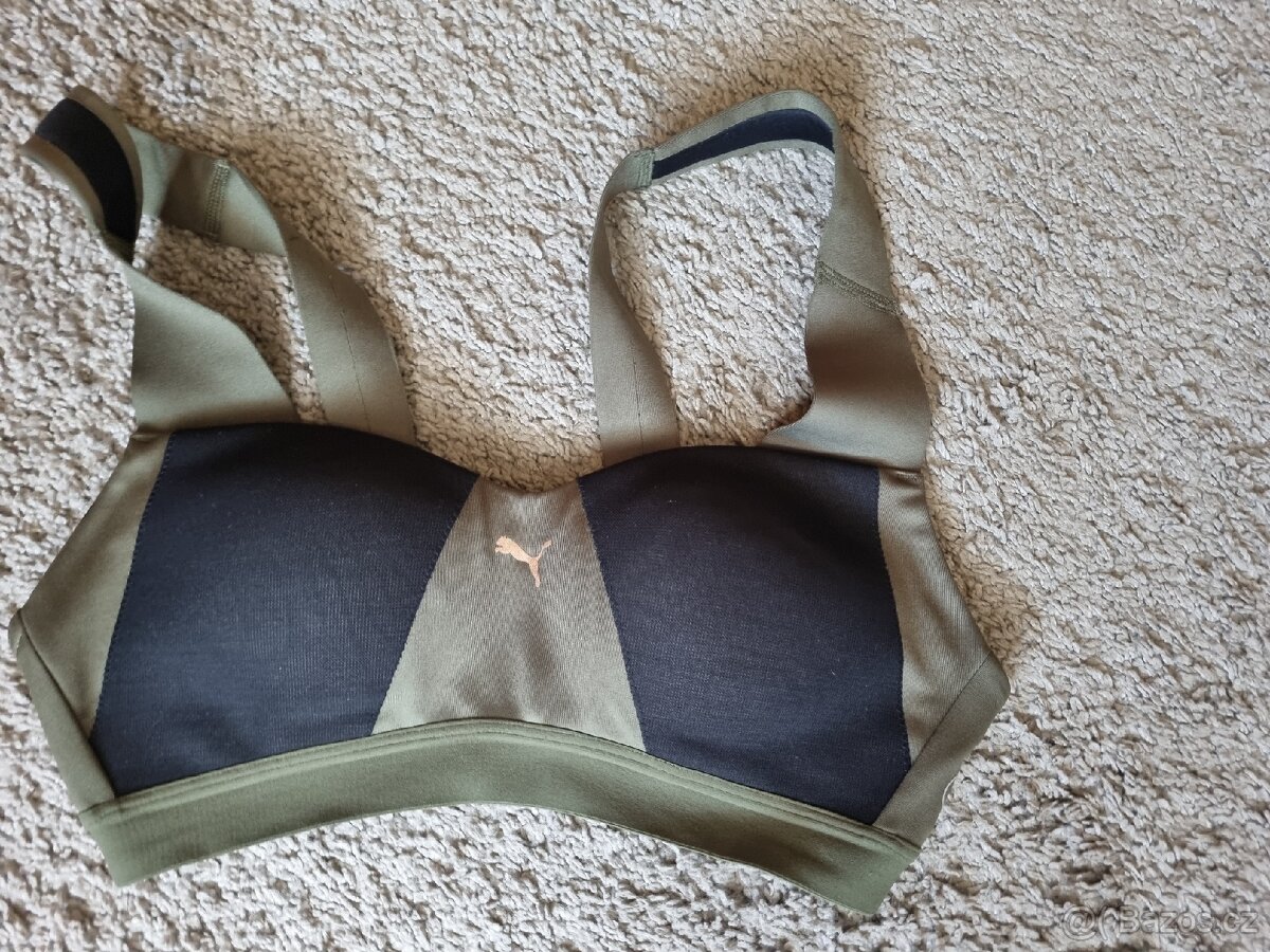 Balíček dívčího znač. obl.18 kusů,věk 12-14 - 11