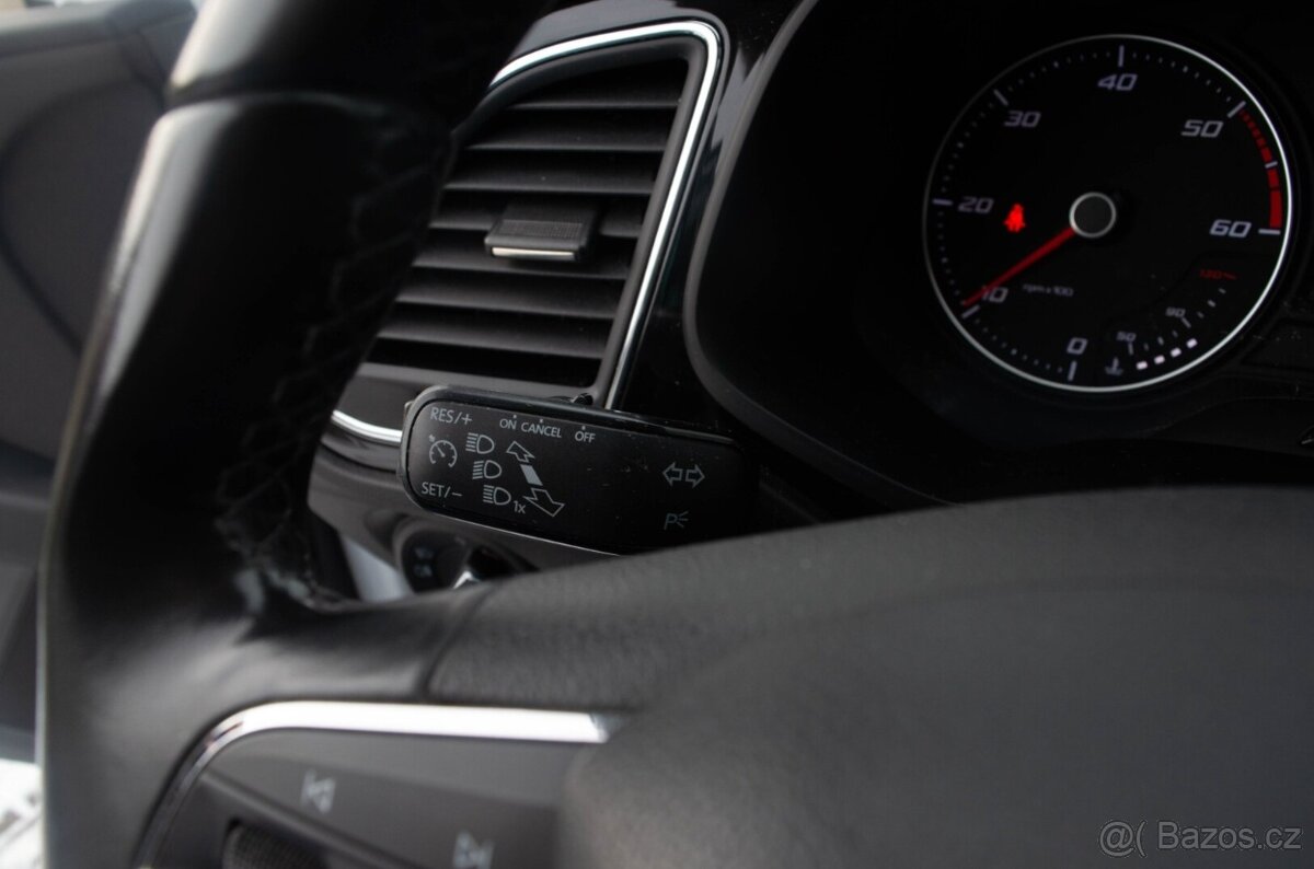 Seat Leon 1.6 TDI CR Style DSG - 11