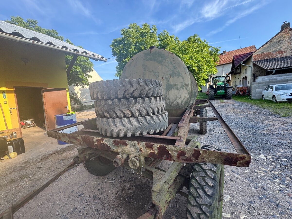 Prodám vojenskou cisternu ( nádrž) - 11