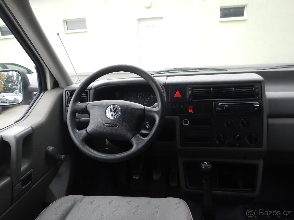VW Transporter 2.5 TDI, BUS, 9 MÍST, TAŽNÉ - 11