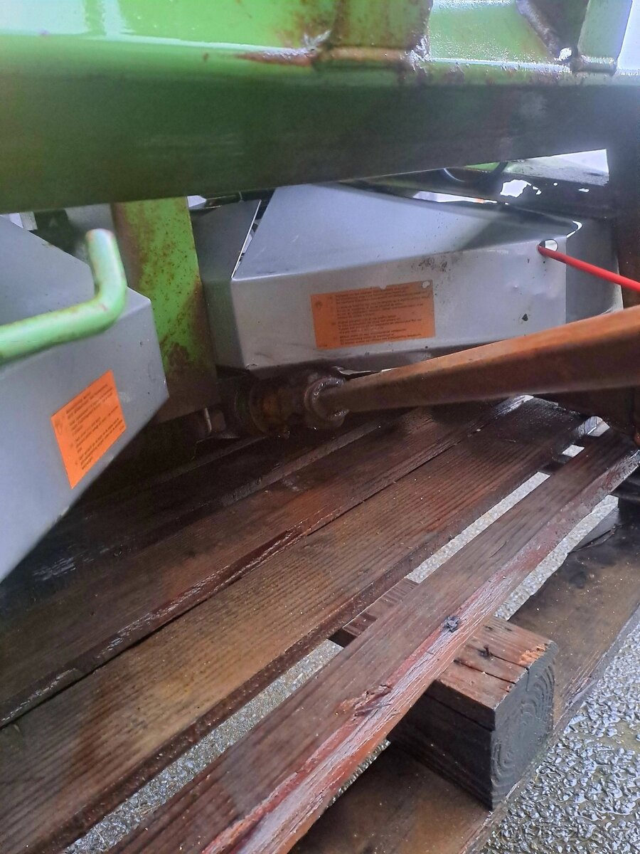 Rozmetadlo AMAZONE ZA-M maxiS 1500 - 11