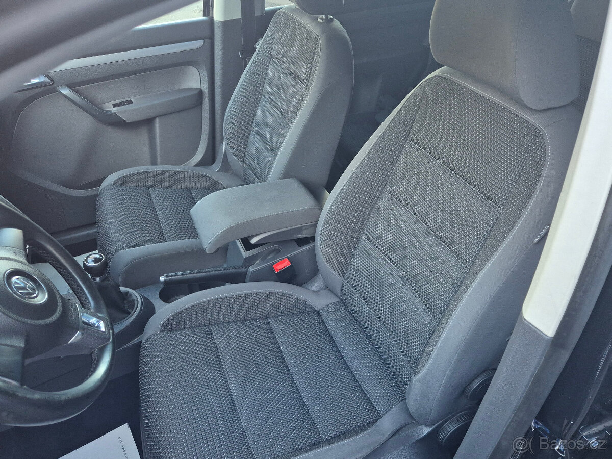 Volkswagen Touran 2.0 TDI 7 MÍST - 11