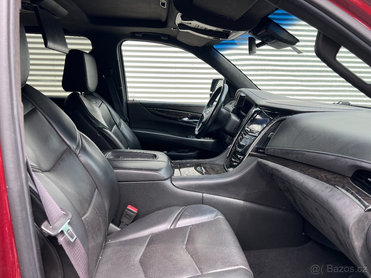 Cadillac Escalade 6.2 V8, ESV dlouhá verze, Platinum výbava - 11