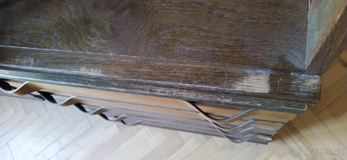 Sada úložných skříní - 11