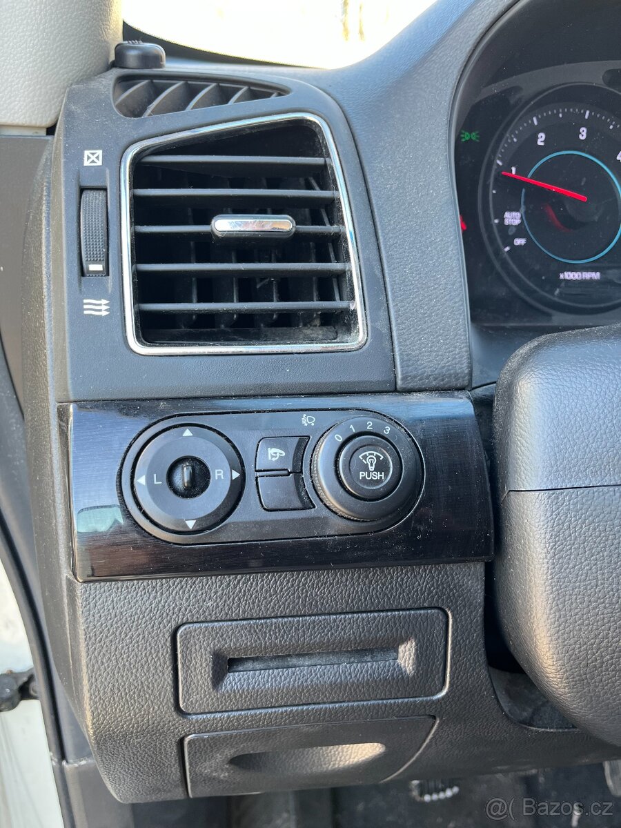 Chevrolet Captiva 2.2 VCDi 120 kW, r. 2012 - 11