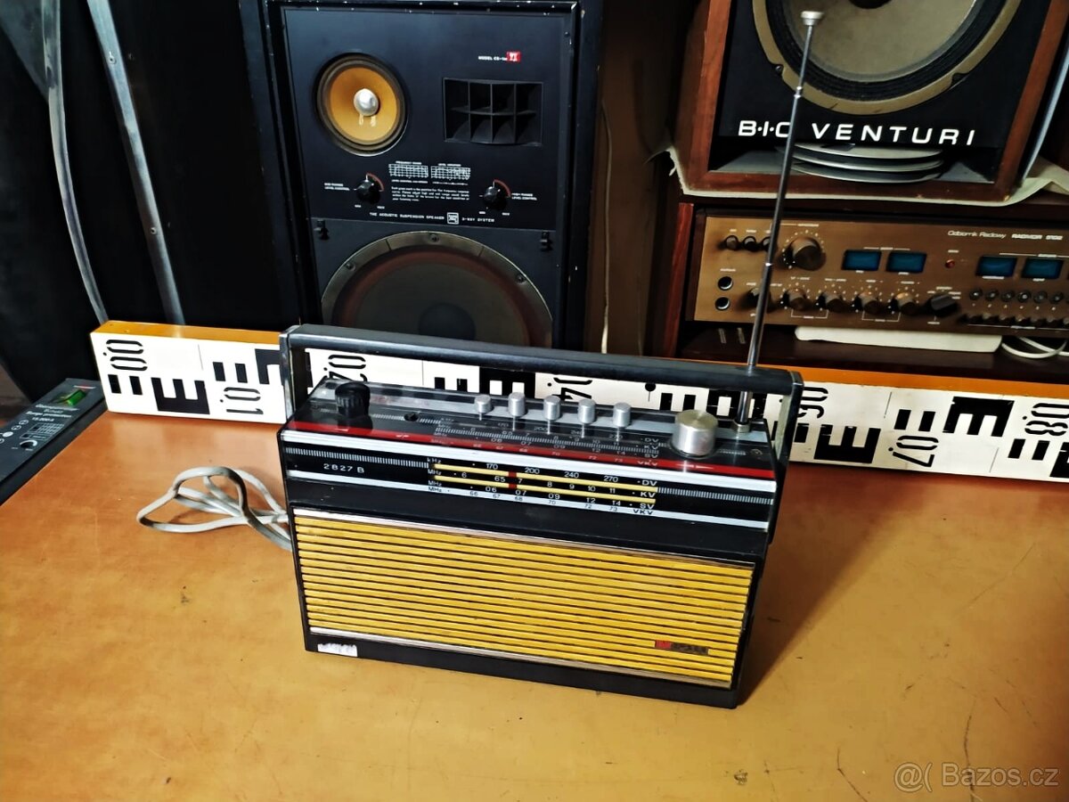 TELEFUNKEN, GRUNDIG, Panasonic, JVC, BASF, ITT, Salut atd... - 11