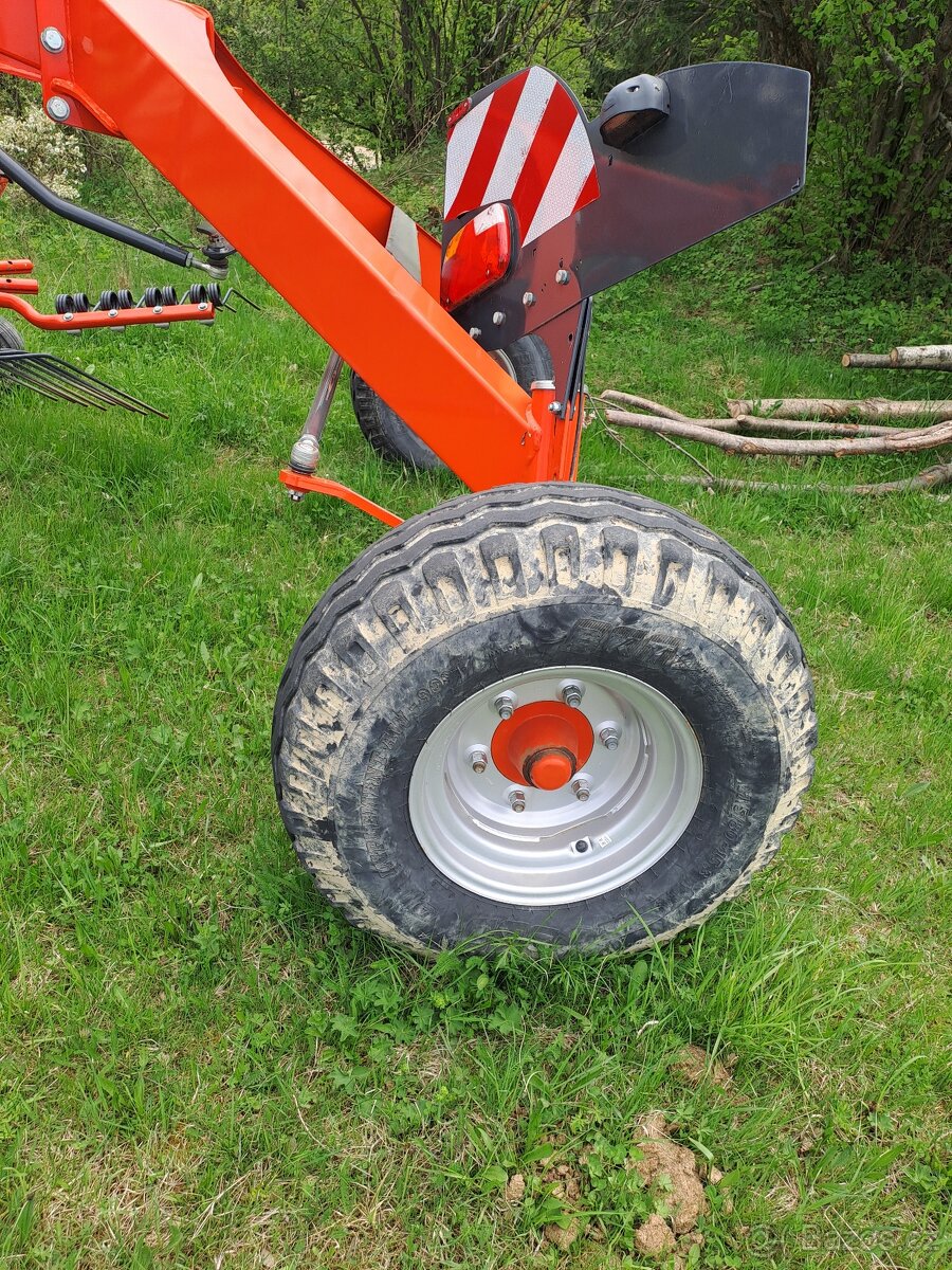 Hrabačka, zhrňovač Kuhn GA6930 - 11