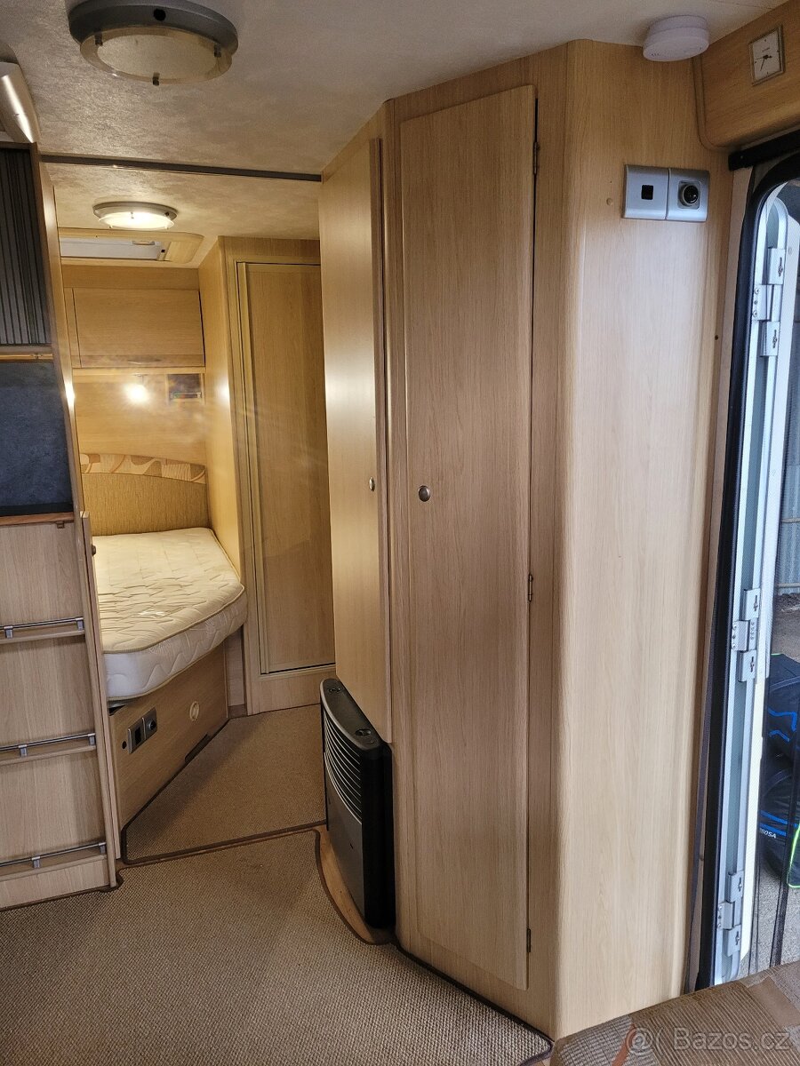 Anglický Karavan COACHMEN AMARA - 11