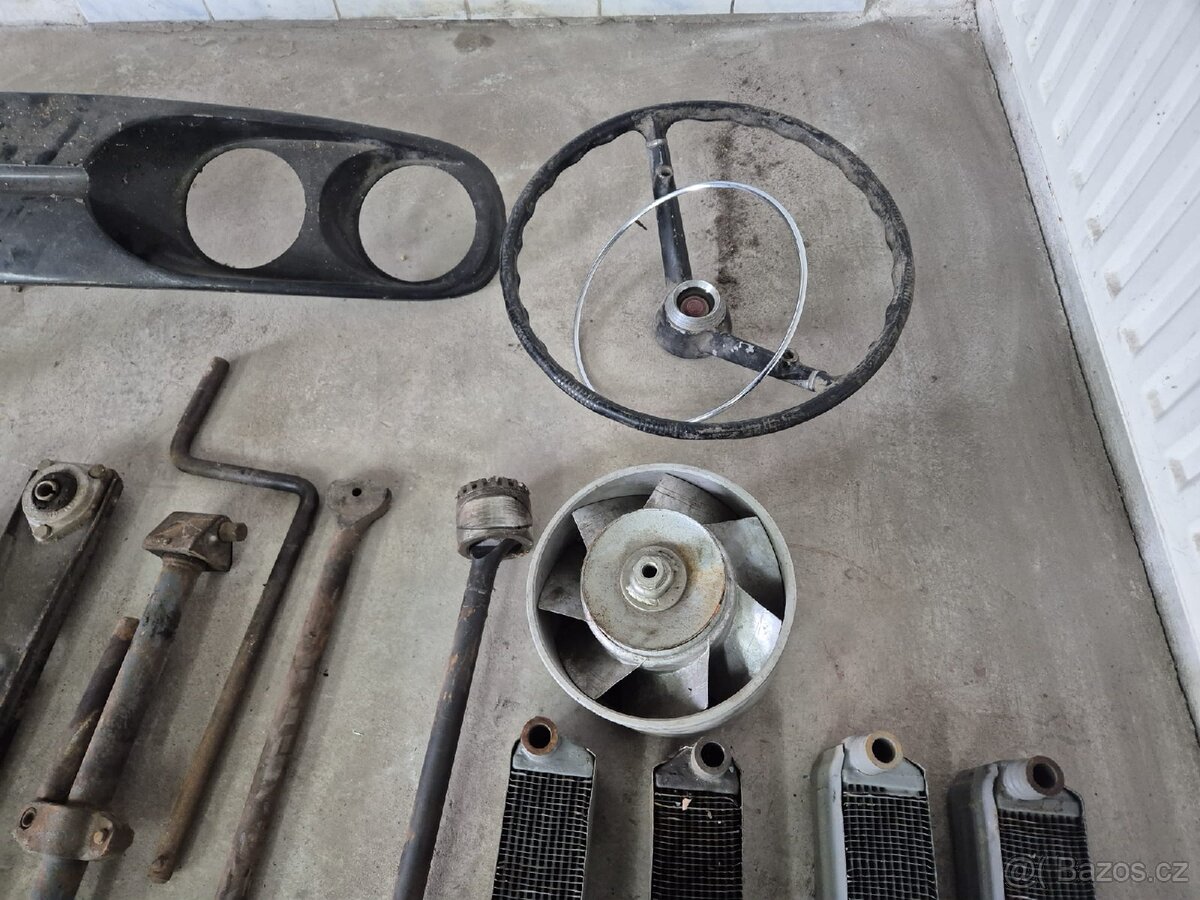 Prodám náhradní díly Tatra 603. - 11