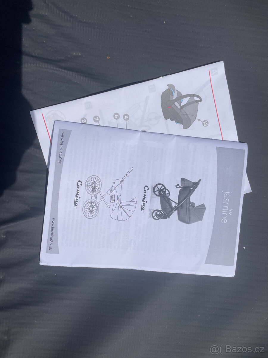 Jasmine Camino Černo-zlatý kočárek trojkombinace - 11