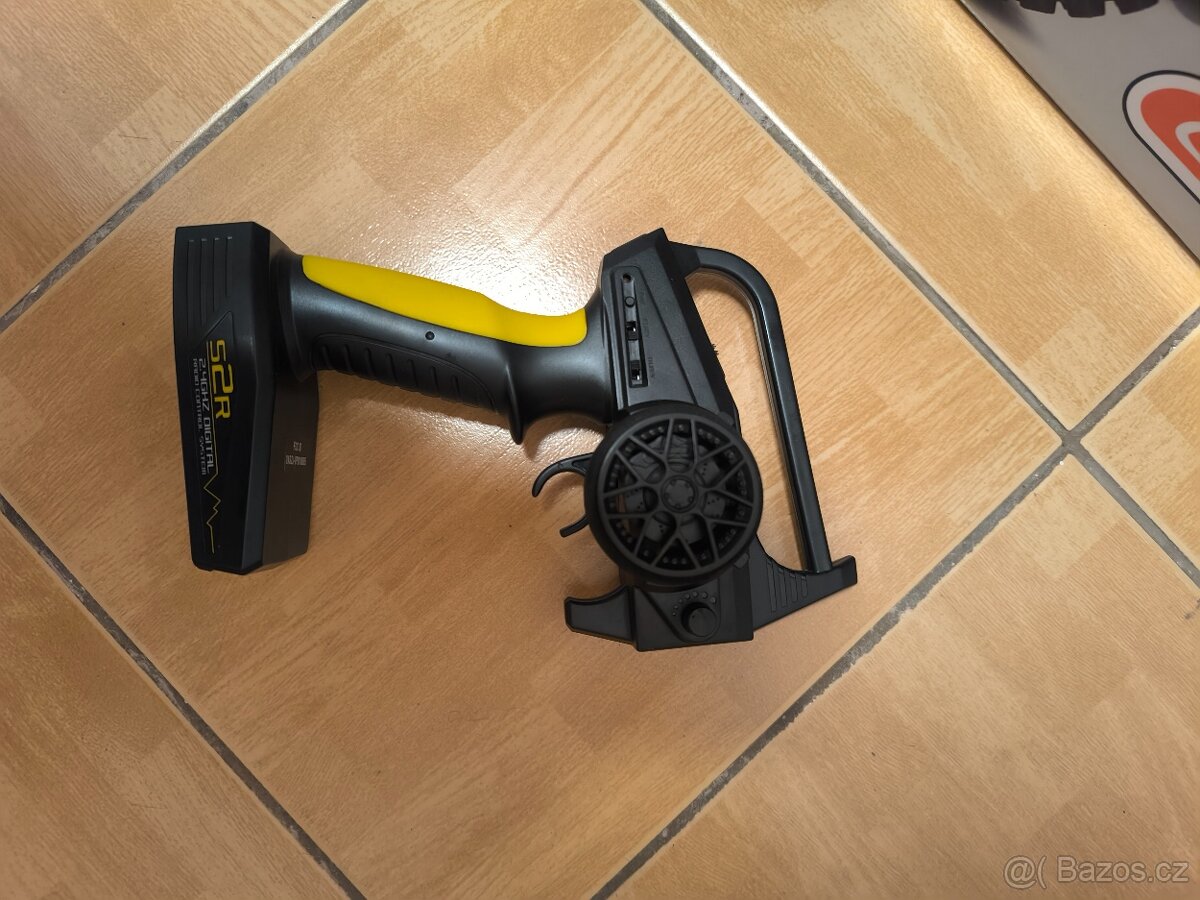 Team Corally Radix 4S+ přislušenství - 11