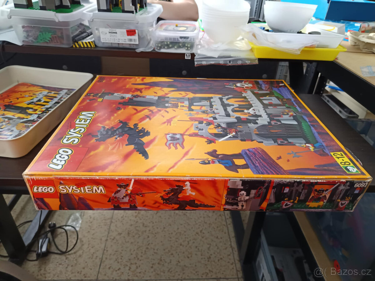 LEGO Castle 6097 Night Lord's Castle +návod +box - 11