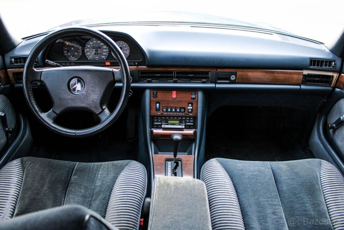 Mercedes 280 SEL W126 AT3 - 11