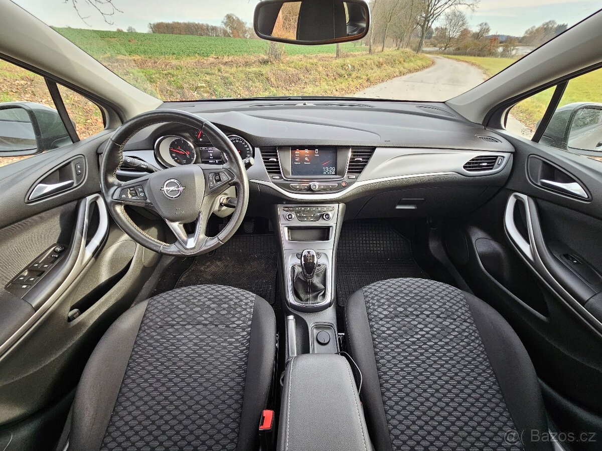 Opel Astra 1,6 CDTI, 100kw, 2019 - 11