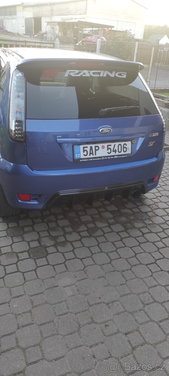 Ford fiesta st150 - 11