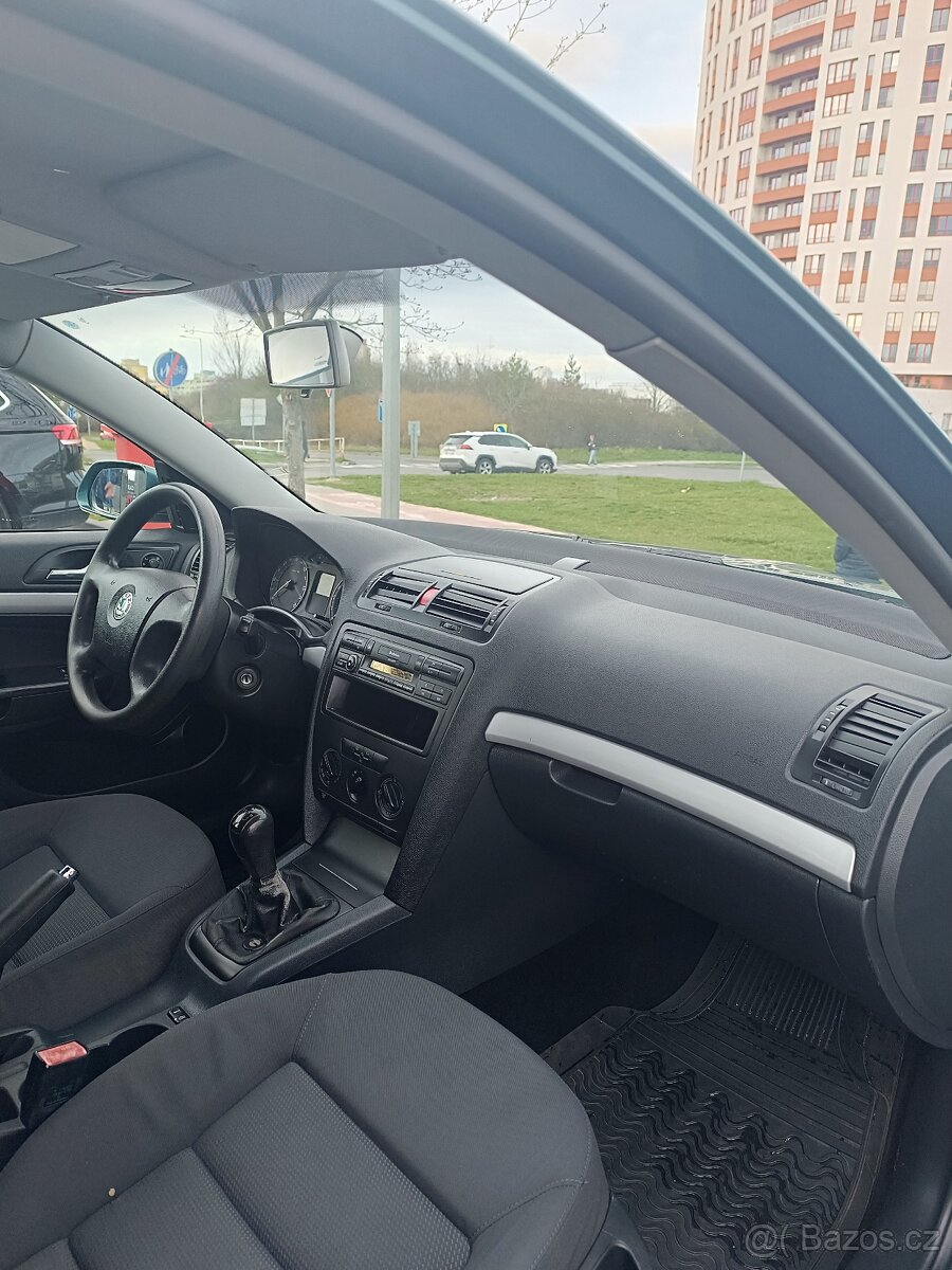 Škoda Octavia 2 - 11