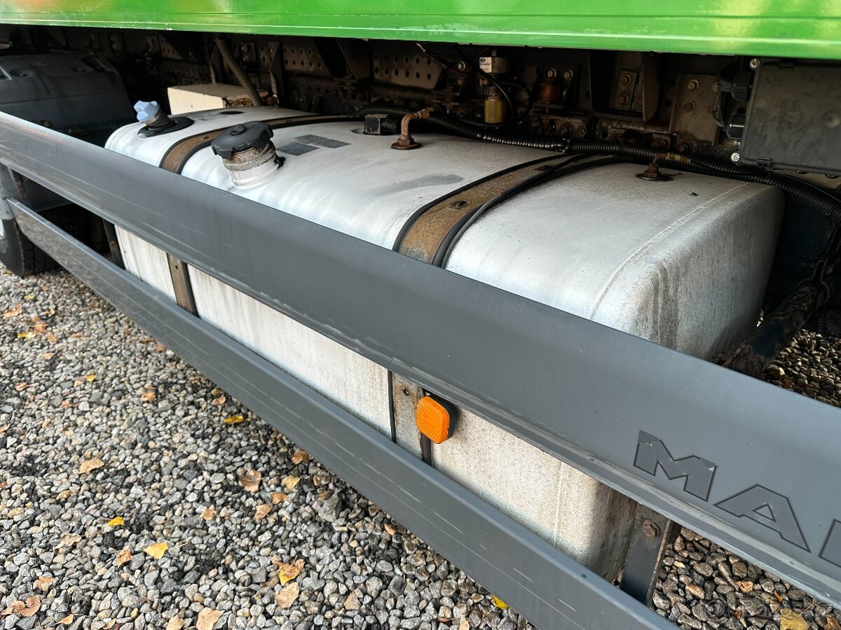 MAN TGX 26.400 THERMOKING EURO5 - 11