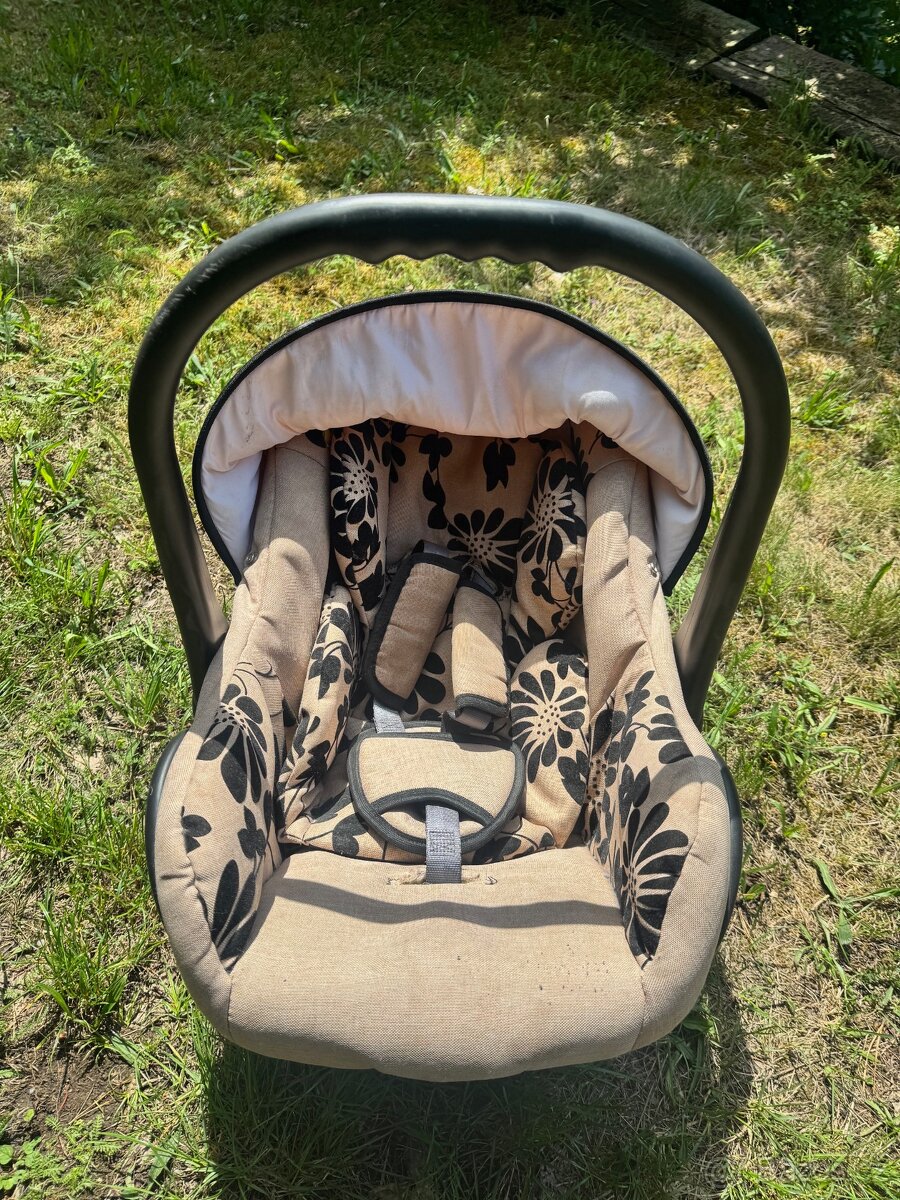 Kočárek Margaret 3v1 - 11