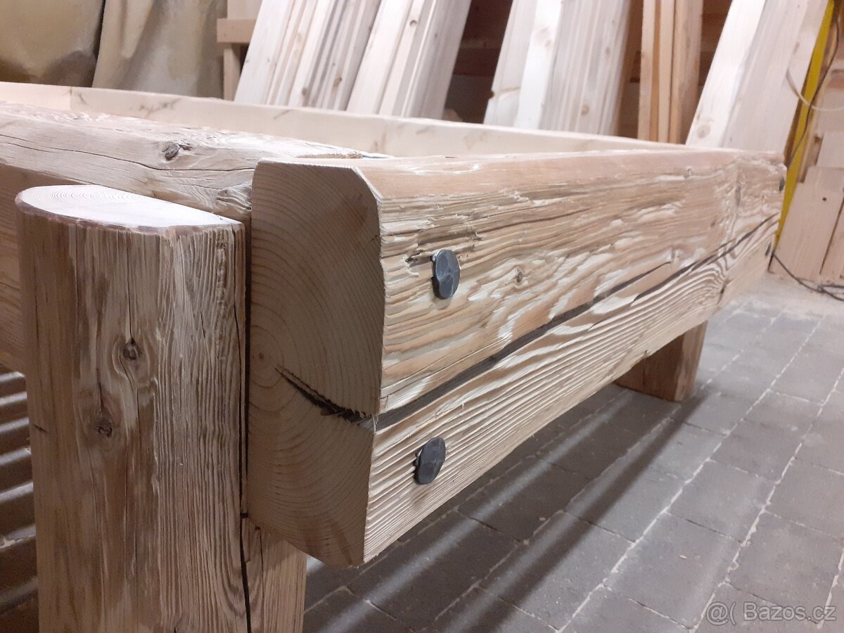 Postel kartáčované staré trámy - 11