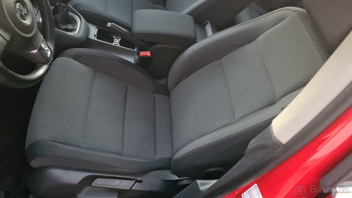 VOLKWAGEN GOLF 6 Comfortline kombi - 2,0TDI 103kW - Manuál. - 11