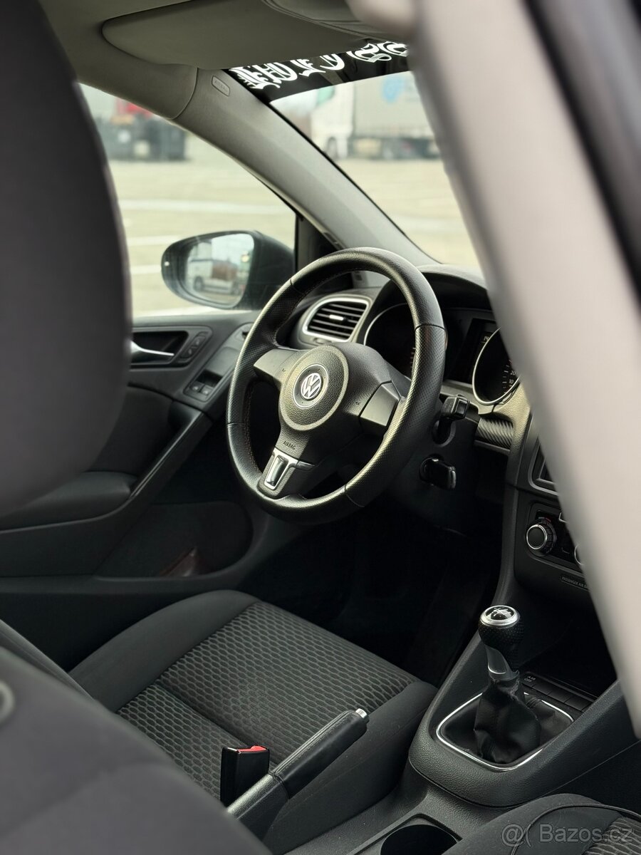 Volkswagen Golf 6 - 11