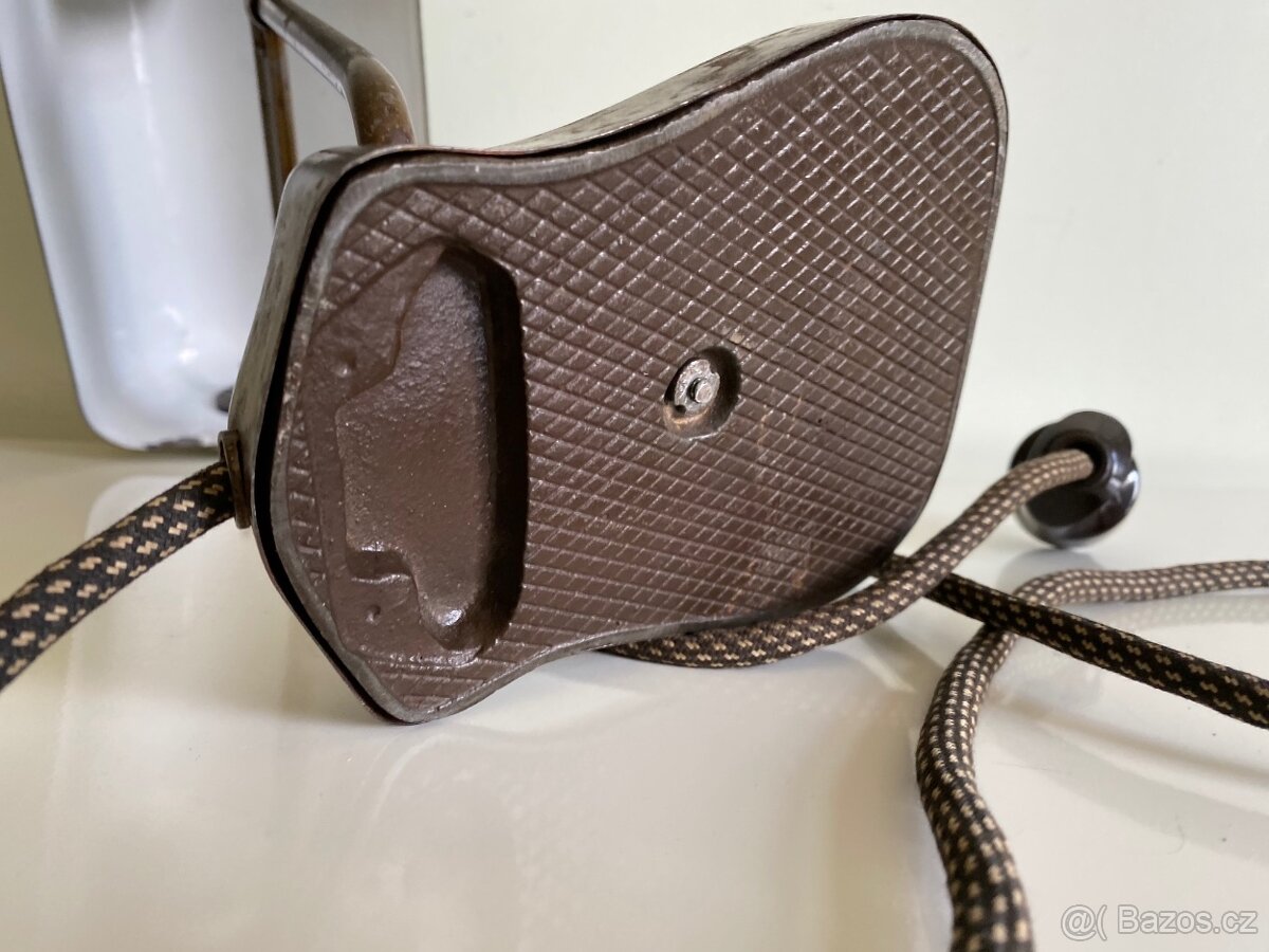 Starožitná stolní lampa bankéřka, DRGM, Německo - 11