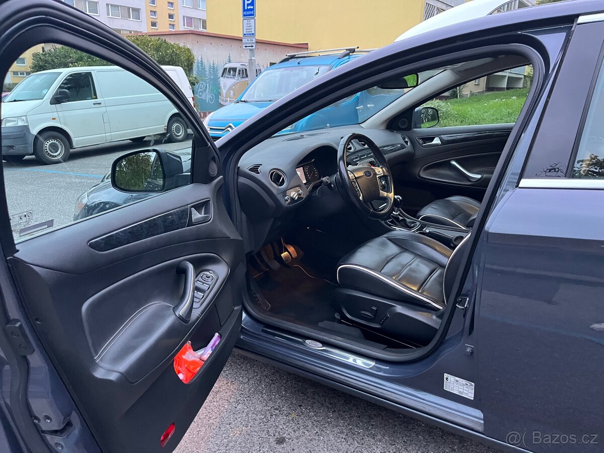 Ford Mondeo Kombi - 11