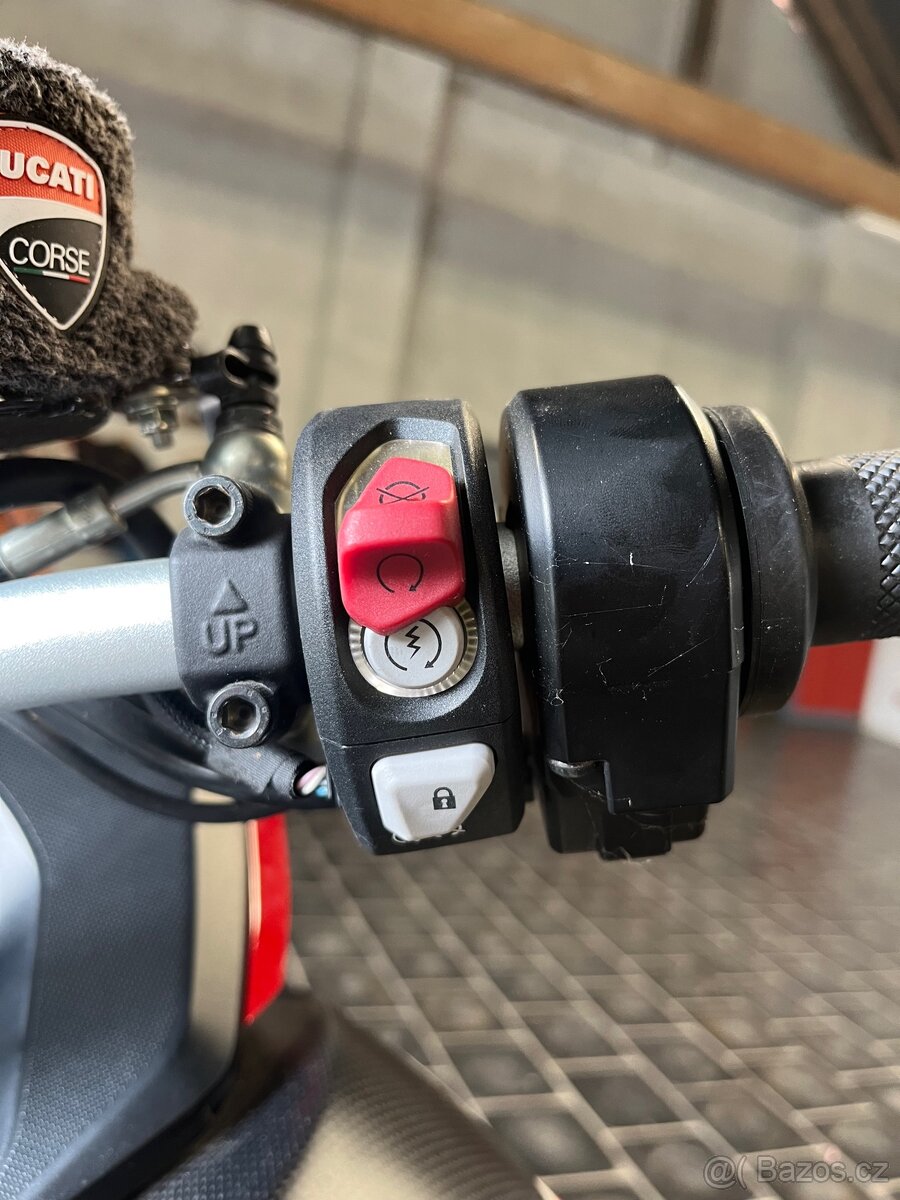 Ducati Multistrada 1260 Pikes Peak - 11