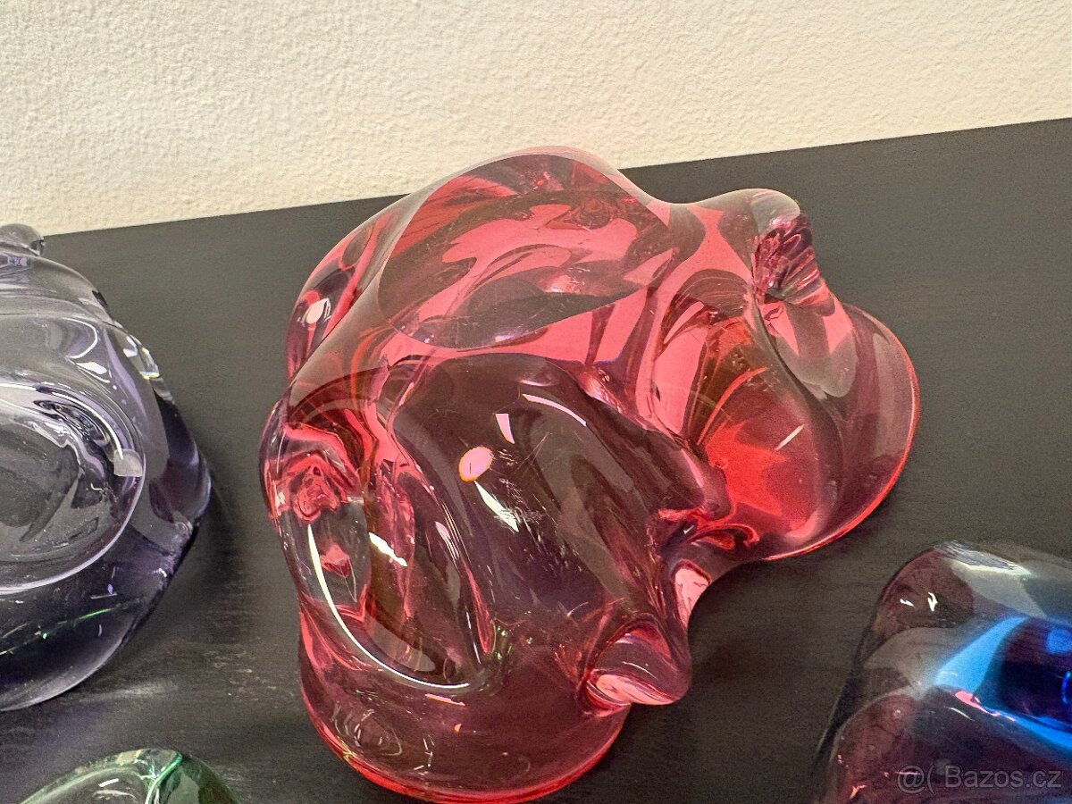 Hutní sklo - popelníky - 11